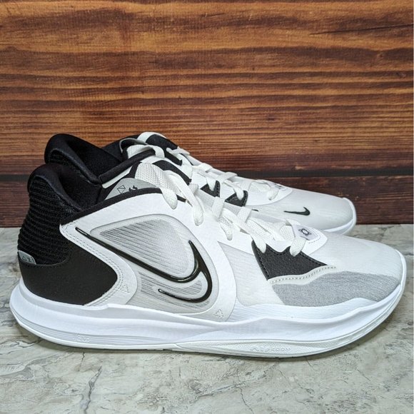 Nike Kyrie Low 5 Men\'s 11.5 White Black Wolf Grey Basketball shoes DJ6012-102